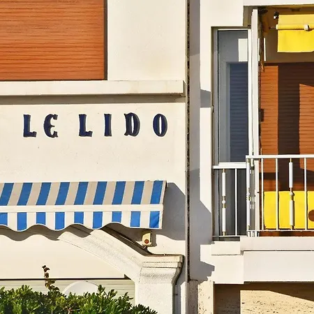 Apartment Beach & Sea